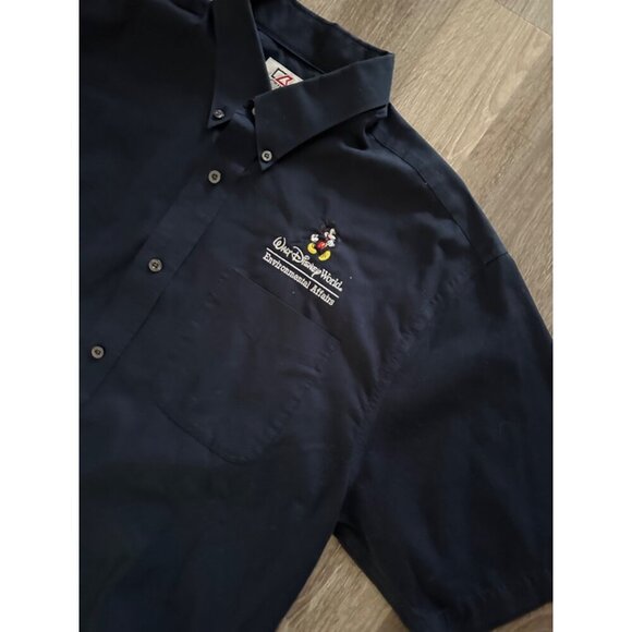 Walt Disney World Environmental Affairs Button Down Shirt Men's Size XL - Picture 2 of 3